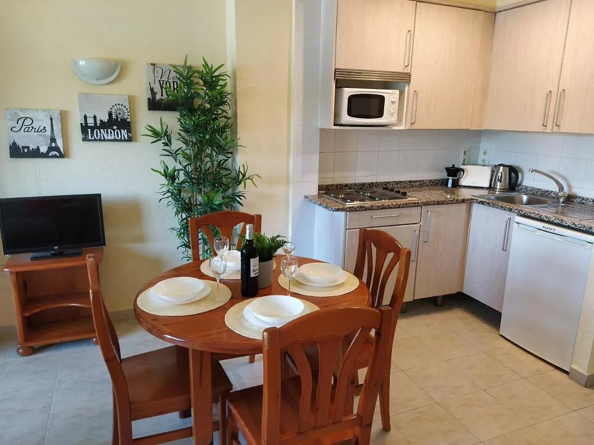 VIVE BENALMÁDENA APARTAMENTO BENAL BEACH 622, parque acuático, playa 100m. Benalmádena
